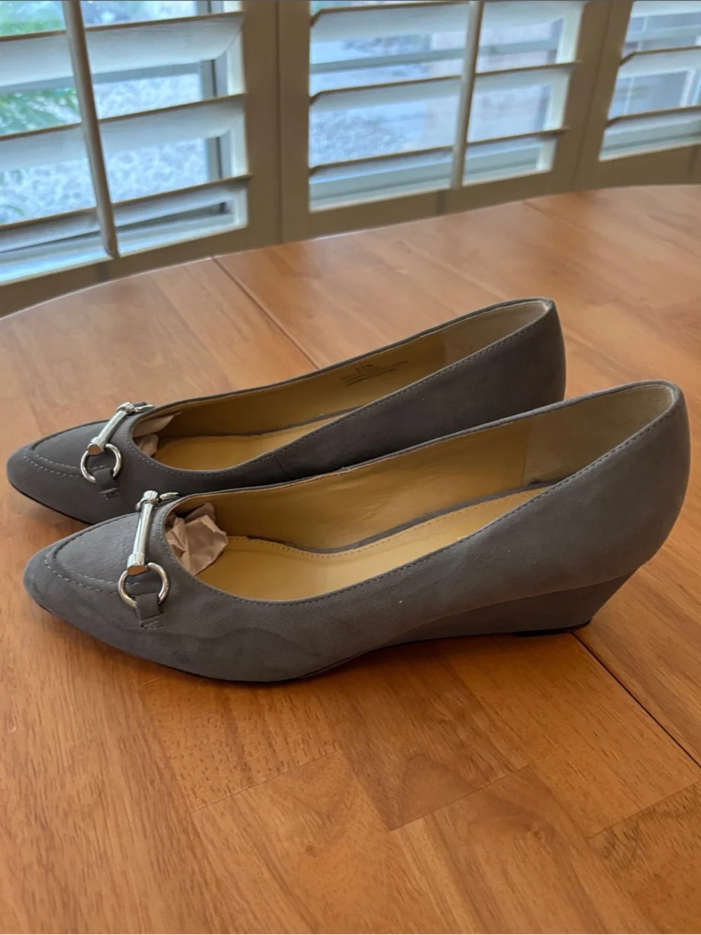Talbots women pointed